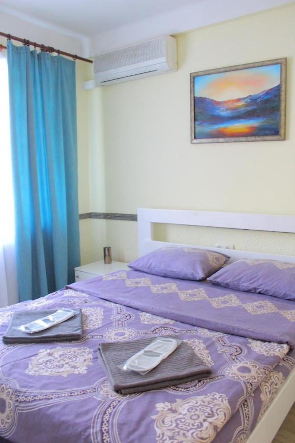 Uneed Rooms Harbour Київ Екстер'єр фото